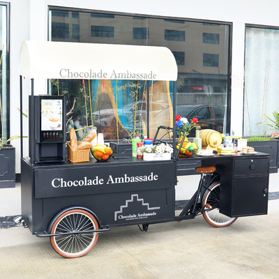 Voedingswaentjes, mobiele fastfood, popcorn, cupcakes, ijs, veldtrailer.