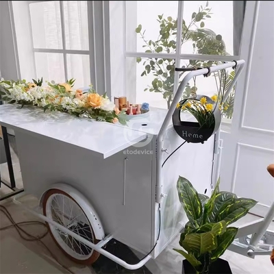 Ervaar de charme van LA County's Mobile Dining met driewielvoedselkarretjes De kunst van eten
