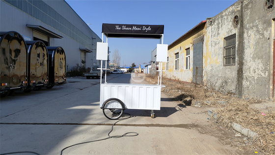 Handpush Street Fast Food Cart met sojabonen en ijs