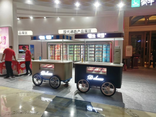 Gelato wagen mobiele ijs push wagen met wielen te koop