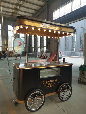 2024 nieuw type Mobiele Italiaanse ijs hand push wagen met display vriezer Gelato stand wagen