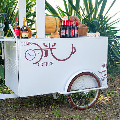 Eco-vriendelijke chique trolley ontmoet ijsjes koffie push cart