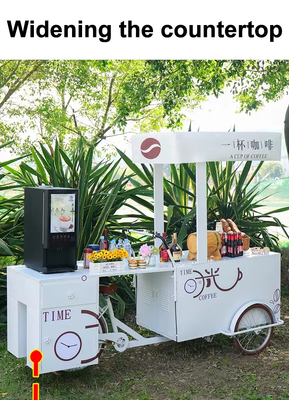 Eco-vriendelijke chique trolley ontmoet ijsjes koffie push cart